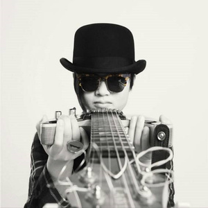 裸体裸乳被🍑免费看照片
